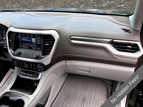 Used 2023 GMC Acadia SLT w/ Preferred Package AWD/4WD image 15