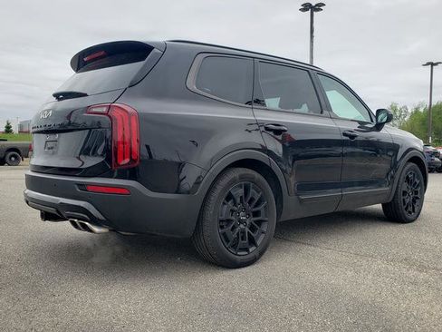 Certified 2022 Kia Telluride EX w/ EX Premium Package AWD/4WD image 4