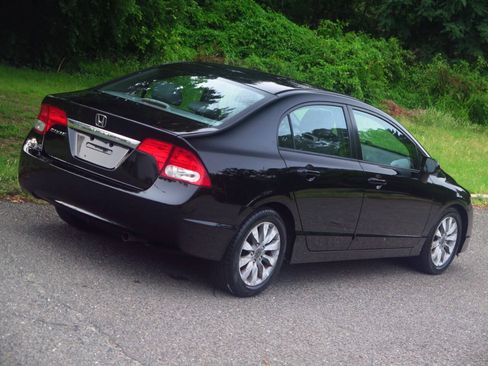 Used 2011 Honda Civic EX-L image 18