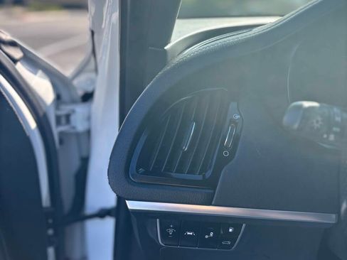 Used 2018 Kia Stinger GT2 image 16