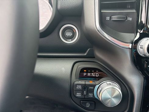 New 2026 RAM 1500 Laramie AWD/4WD image 23