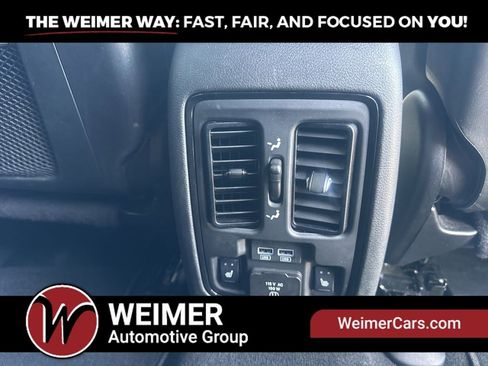 Used 2023 Dodge Durango GT AWD/4WD image 18