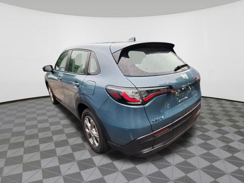 Used 2024 Honda HR-V LX image 3
