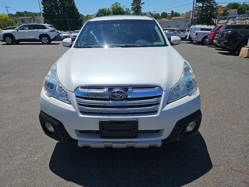 Used 2013 Subaru Outback 2.5i Limited w/ Moonroof Pkg AWD/4WD image 8