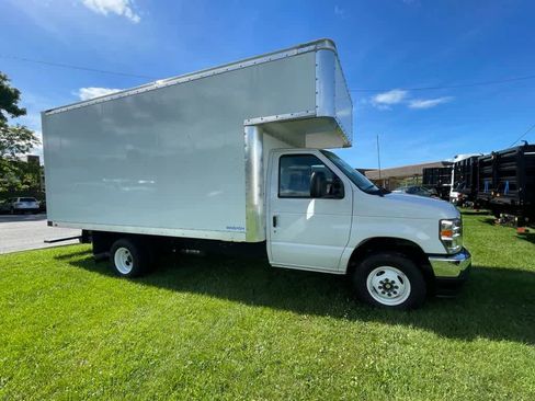 New 2024 Ford E-450 and Econoline 450 Super Duty w/ Power Windows & Locks Group image 29