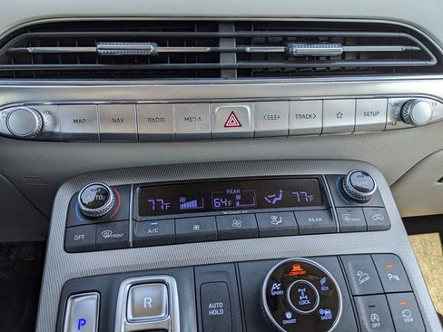 Used 2022 Hyundai Palisade Limited image 31