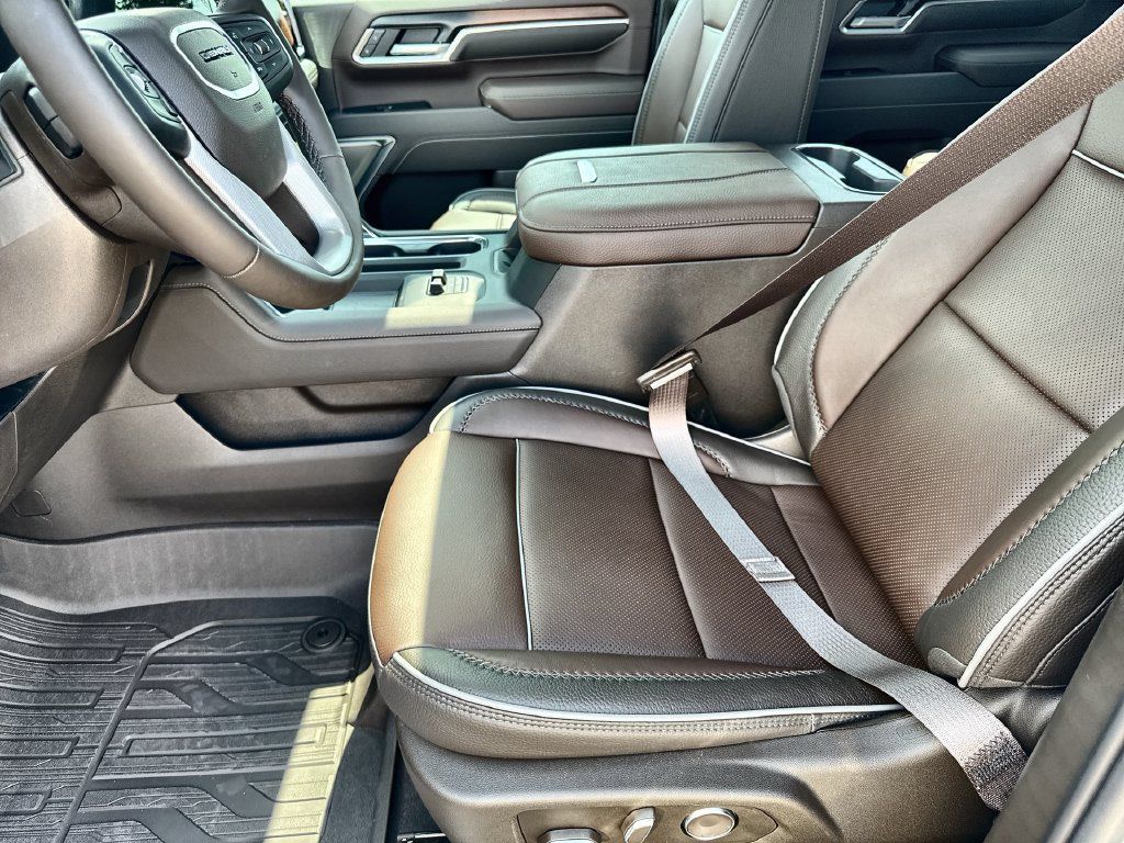 New 2026 GMC Sierra 2500 Denali w/ Denali Reserve Package AWD/4WD image 24