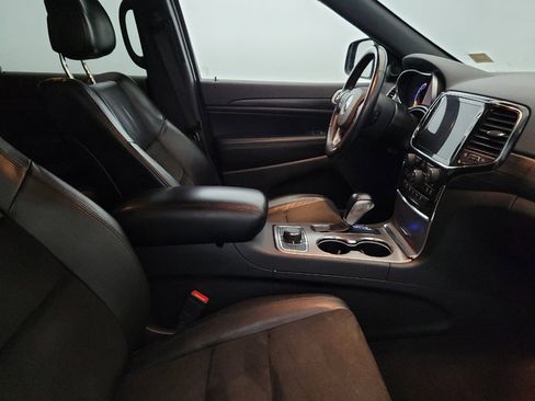 Used 2022 Jeep Grand Cherokee Laredo X AWD/4WD image 21