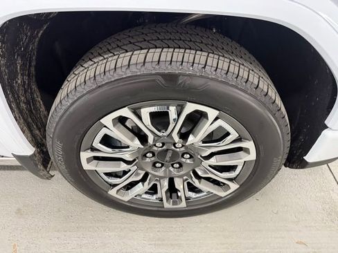 New 2026 GMC Sierra 1500 Denali Ultimate image 3