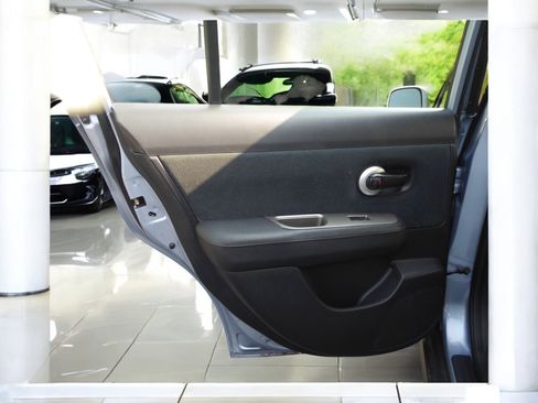 Used 2011 Nissan Versa 1.8 S w/ Plus Pkg image 21