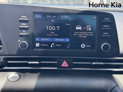 Used 2023 Hyundai Elantra SEL FWD image 21