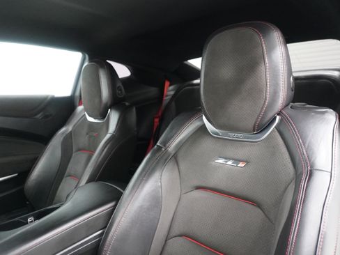 Used 2017 Chevrolet Camaro ZL1 RWD image 12