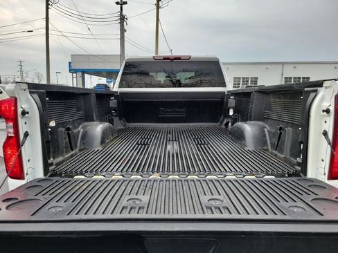 Used 2025 Chevrolet Silverado 2500 LT w/ Safety Package image 8