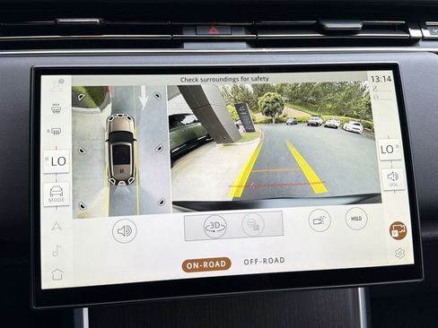 New 2026 Land Rover Range Rover Long Wheelbase SE image 24