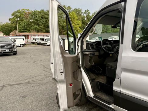 Used 2020 Ford Transit 150 XL RWD image 13