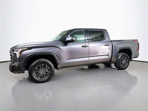 Used 2023 Toyota Tundra SR5 image 3