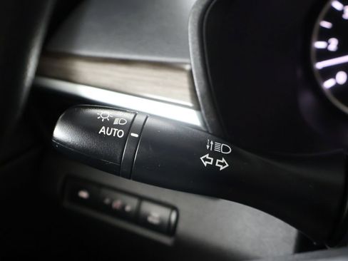 Used 2023 Nissan Altima 2.5 SV FWD image 36