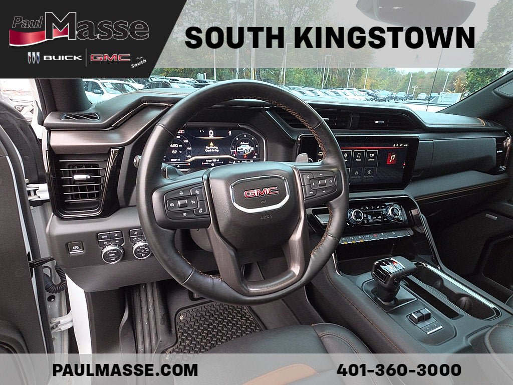 Used 2024 GMC Sierra 1500 AT4 w/ Technology Package AWD/4WD image 12