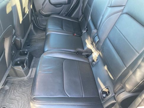 Used 2023 Jeep Gladiator Sport image 36