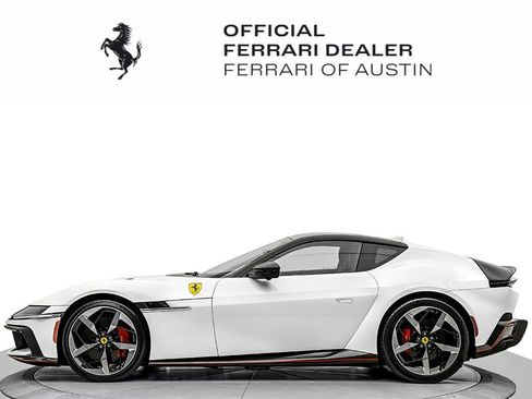Certified 2025 Ferrari 12Cilindri RWD image 4