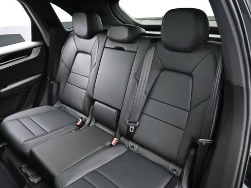 New 2026 Porsche Cayenne AWD/4WD image 24
