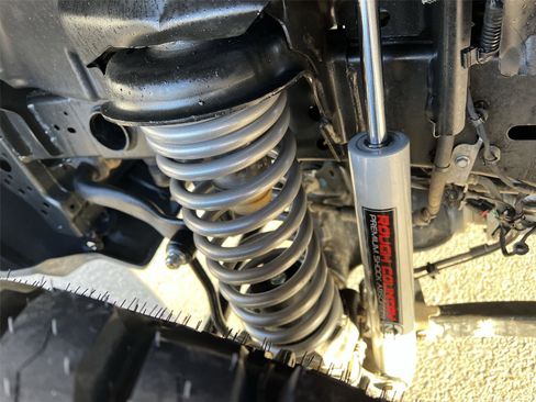 Used 2020 Jeep Gladiator Overland w/ Uconnect 4C Nav & Sound Group image 9