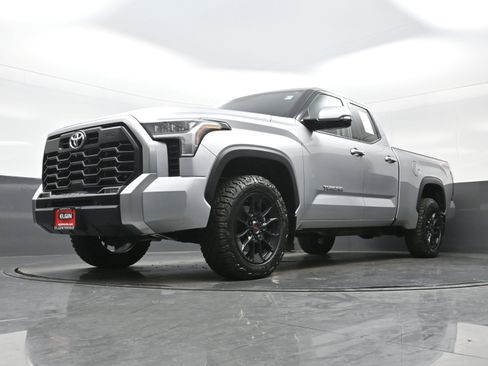Used 2022 Toyota Tundra Limited w/ TRD Off-Road Package AWD/4WD image 29