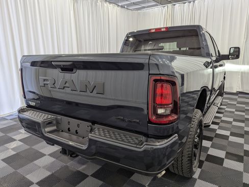 Used 2025 RAM 2500 Big Horn AWD/4WD image 10