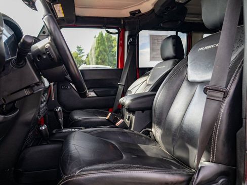 Used 2014 Jeep Wrangler Unlimited Rubicon w/ Dual Top Group image 24