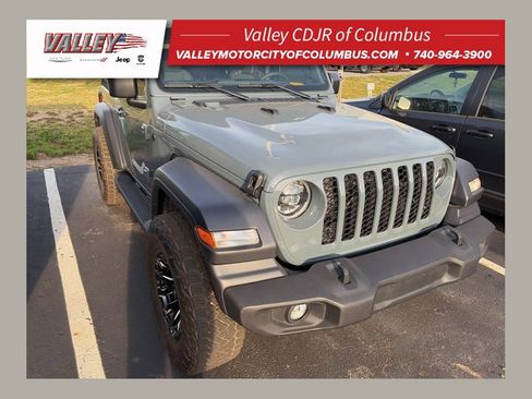 Used 2024 Jeep Wrangler Sport AWD/4WD image 1
