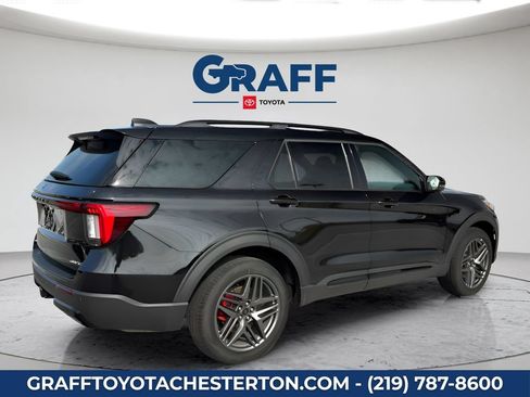 Used 2026 Ford Explorer ST-Line w/ ST-Line Street Pack AWD/4WD image 6
