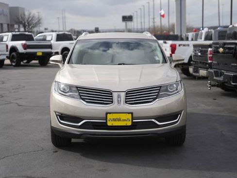 Used 2017 Lincoln MKX Select w/ Select Plus Package image 3
