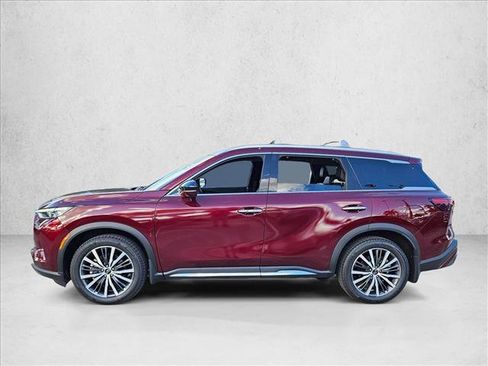 Used 2023 INFINITI QX60 Sensory w/ Vision Package FWD image 9