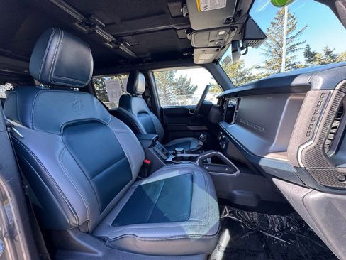 Used 2023 Ford Bronco Outer Banks AWD/4WD image 36