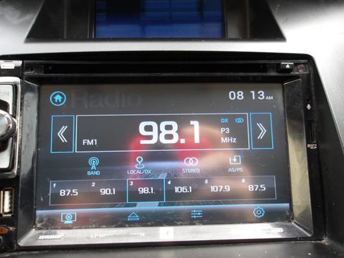 Used 2013 Ford Focus SE FWD image 12