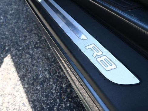 Used 2011 Audi R8 V10 AWD/4WD image 19