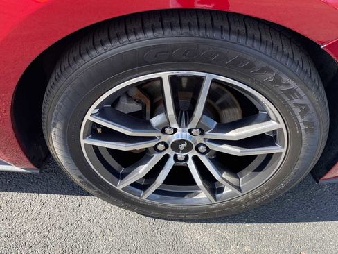 Used 2017 Ford Mustang Premium image 35