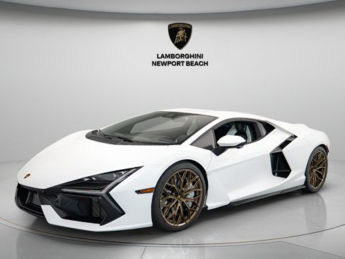 Used 2024 Lamborghini Revuelto AWD/4WD image 3