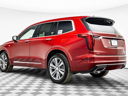 Certified 2023 Cadillac XT6 Premium Luxury AWD/4WD image 2
