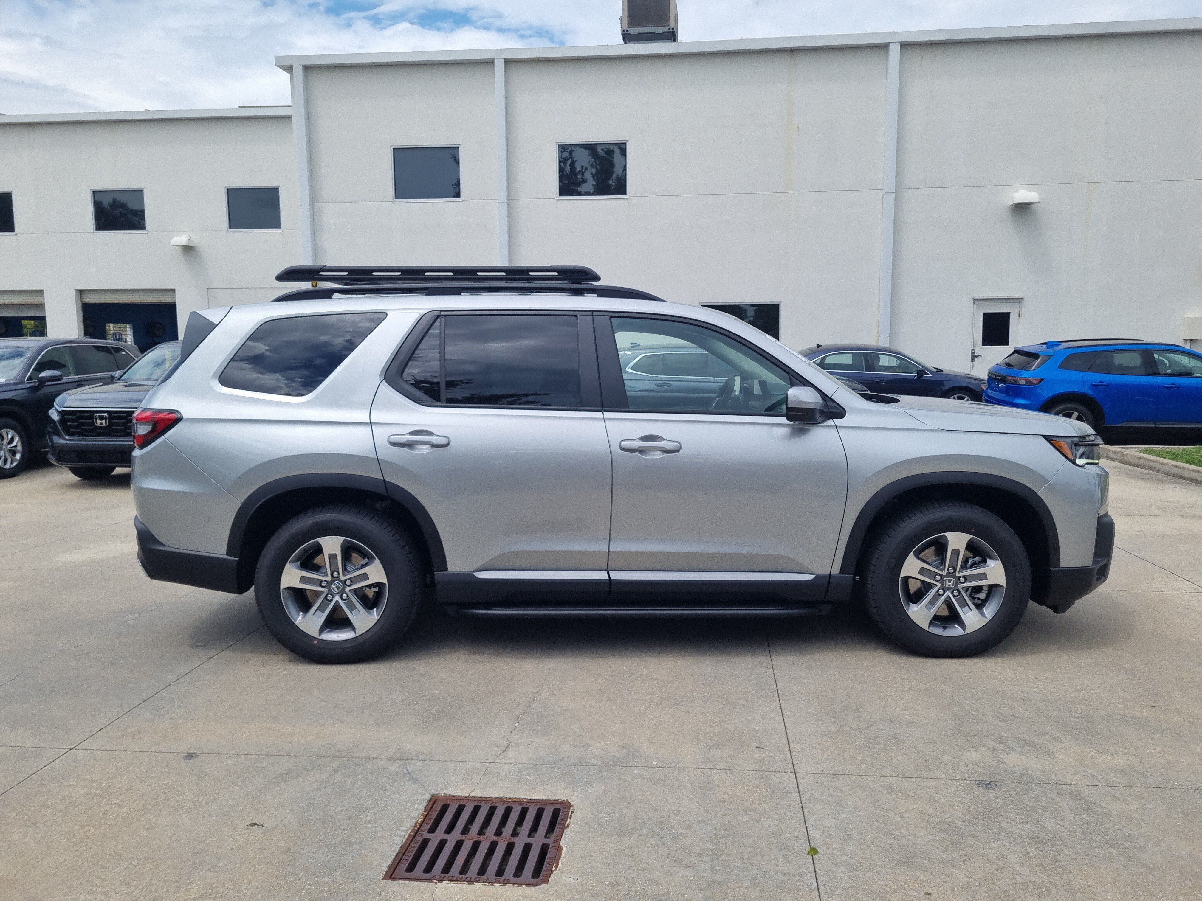 New 2026 Honda Pilot EX-L image 8