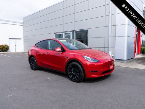 Used 2023 Tesla Model Y Long Range AWD/4WD image 25