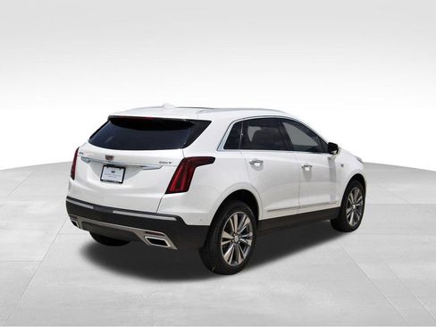 New 2026 Cadillac XT5 Premium Luxury w/ Driver Assist Package FWD image 4