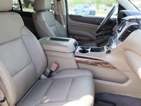 Used 2016 GMC Yukon SLT image 31