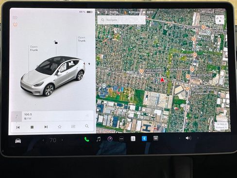 Used 2021 Tesla Model Y Long Range image 25