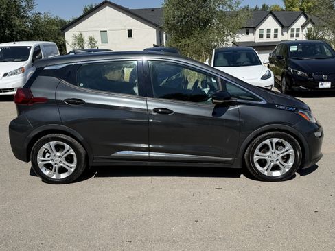 Used 2020 Chevrolet Bolt LT FWD image 3