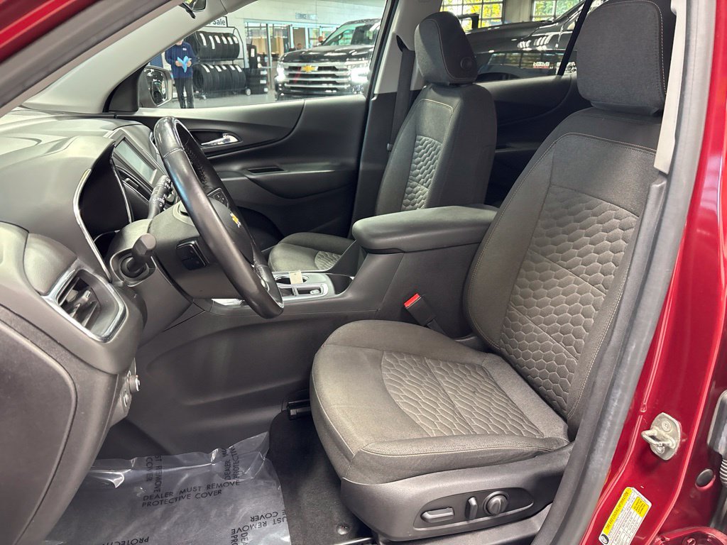 Used 2018 Chevrolet Equinox LT FWD image 9