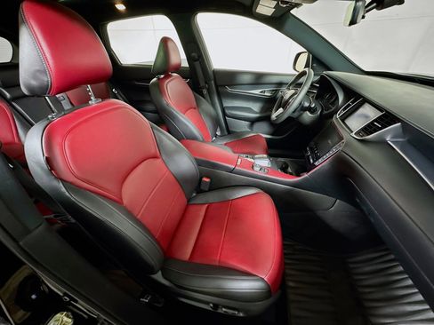 Used 2024 INFINITI QX50 Sport image 28