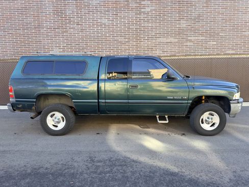 Used 2001 Dodge Ram 1500 Truck 4x4 Quad Cab image 4