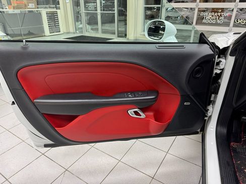 Used 2019 Dodge Challenger R/T Scat Pack w/ Plus Package image 13