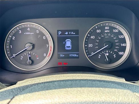 Used 2019 Hyundai Tucson SE AWD/4WD image 12